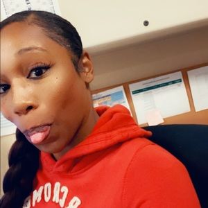 Meet your Posher, Alisha